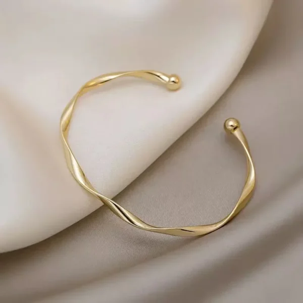 2025 Minimalist Geometric Adjustable Bracelet for Women